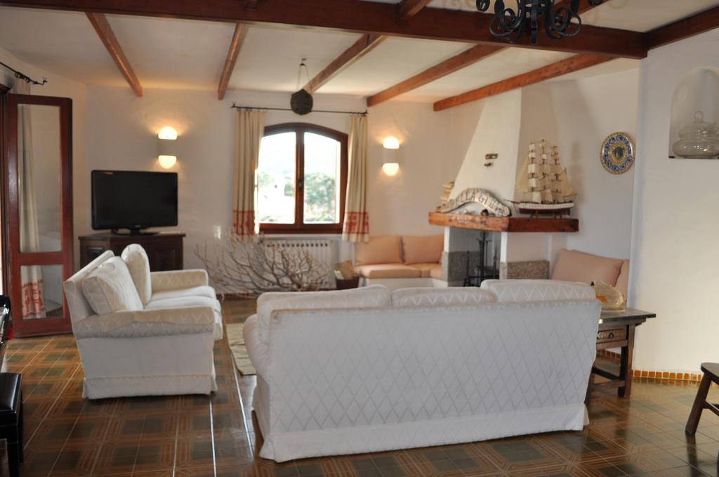 Villa Annalia Cannigione Exteriör bild